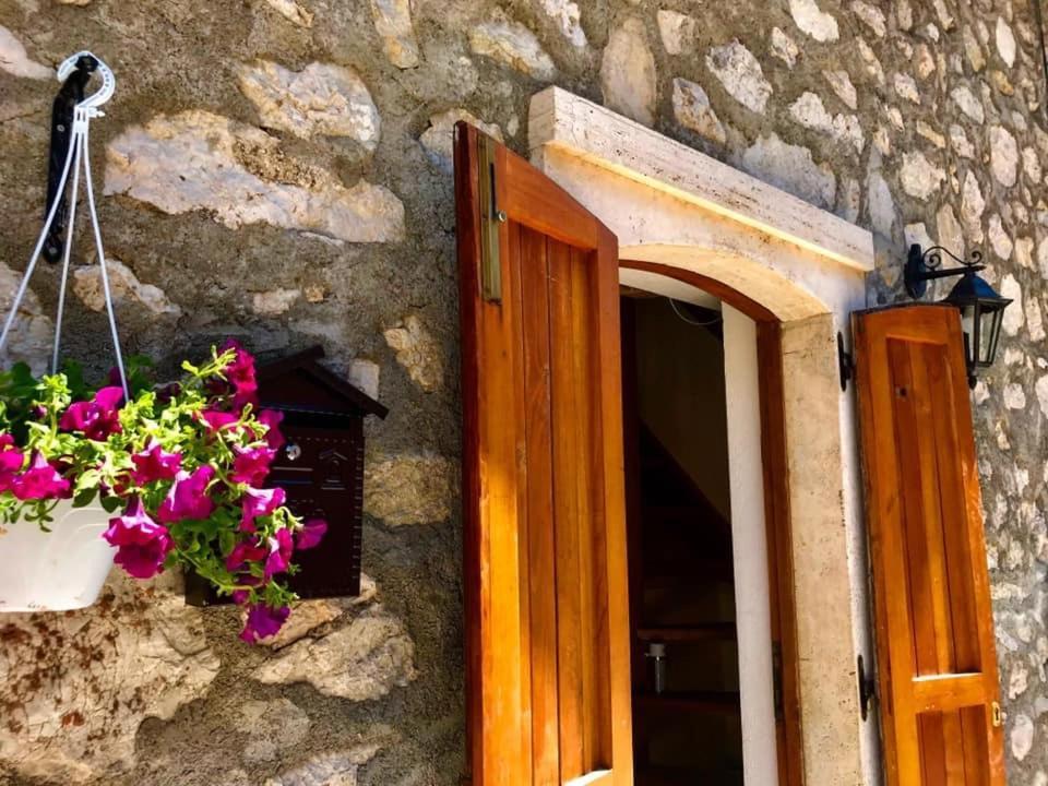 Baita Delle Rocche روكّا دي ميتْسو المظهر الخارجي الصورة