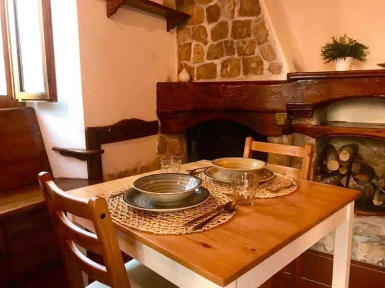 Baita Delle Rocche روكّا دي ميتْسو المظهر الخارجي الصورة